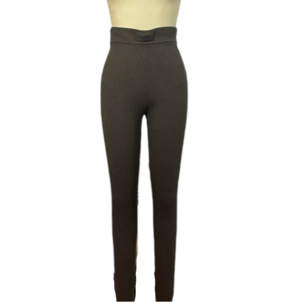 Fear Of God Essentials Ribbed Sweater Leggings in Chocolate Brown - Picture 4 of 13